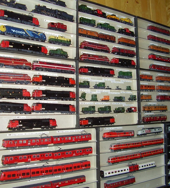 DSB:  Part of the collection (3)