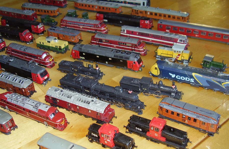 DSB:  Part of the collection (2)