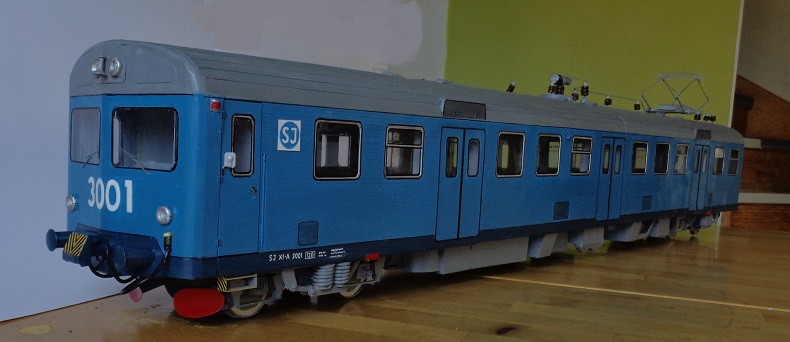 Skala 1:25:  SJ/SL commuter train, class X1 (1967)
